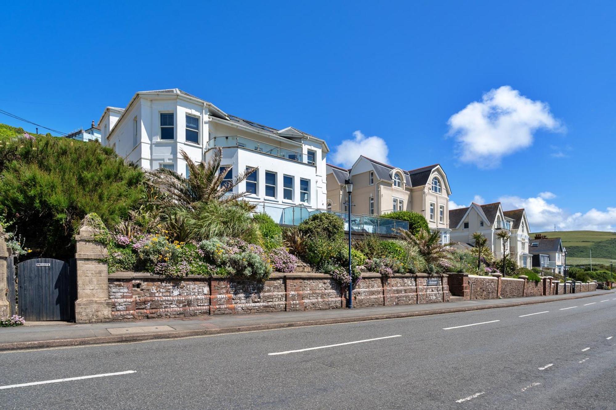 Finest Retreats - Ocean Lookout - Luxury Woolacombe Beach Apartment With Sea Views 外观 照片